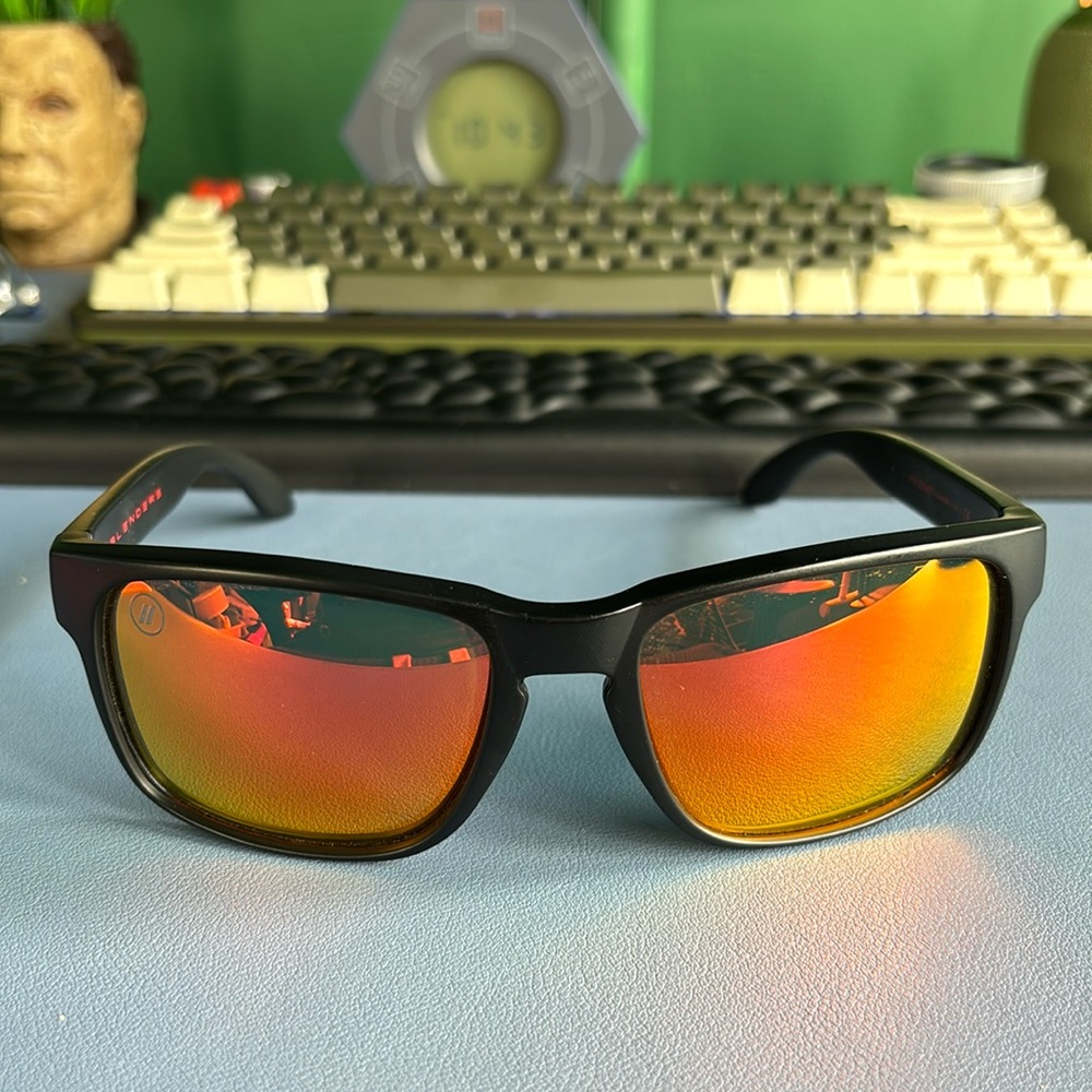 Unisex Blenders polarized sunglasses